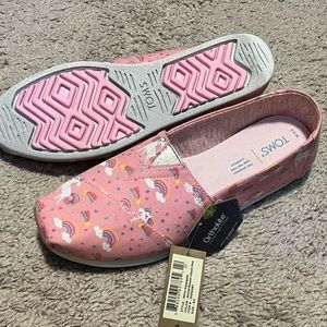 Toms Almond Blossom Unicorn Women’s 9.5 NWT